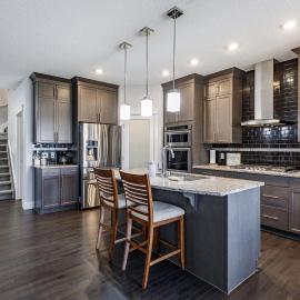 Group Getaway with Yard, Sleeps 13, Near YEG Airpt