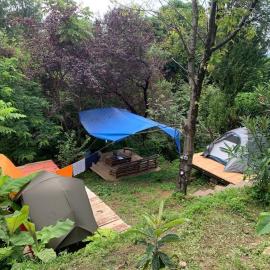 Forest & Sea Campsite, hotel u gradu Cihisdziri