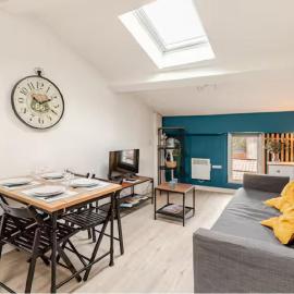 레벨에 위치한 호텔 Appartement "Sacha" au calme en Hypercentre de Revel