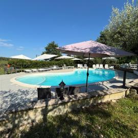 Locanda del picchio, hotel a Morro dʼOro
