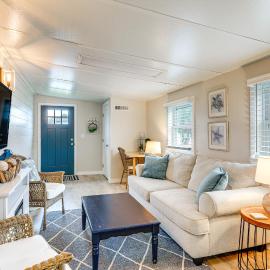 Relaxing Family Getaway, Quiet Area Mins from OC, hotel v mestu Berlin