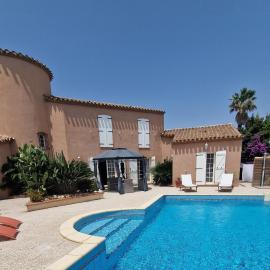 La Villa Catalane, hotell sihtkohas Bompas