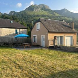 Gîte Bellevue, hotel u gradu Ossen
