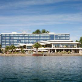 Courtyard by Marriott Hannover Maschsee: Hannover şehrinde bir otel