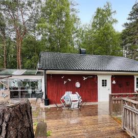 Amazing Home In Uddevalla With Wifi, hotel a Uddevalla