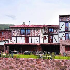 La Casona del Pastor, hotel in Valgañón