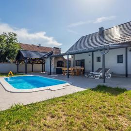 Luxurious Home In Vukovar, khách sạn ở Vukovar