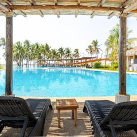 Casa, alberca y Club de Playa, hotel di Barra Vieja