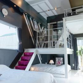 Designers room in Marunouchi for 6 people