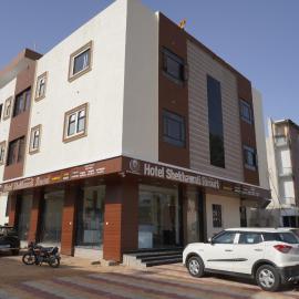 Hotel Shekhawati Resort -Parking Restaurant Near Toran Dwar
