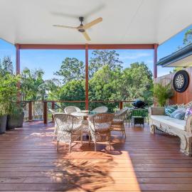 Treetops on Seabreeze, hotel i Toormina