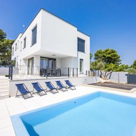 Peninsula Villas, hotel in Premantura