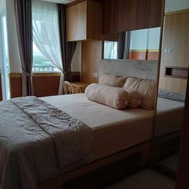 Skylounge Makassar Apartment, hotel in Manda