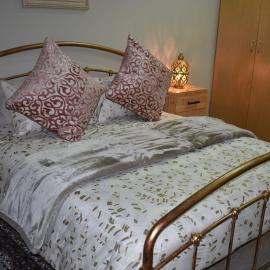 Pualani Self Catering, hotel a Strand