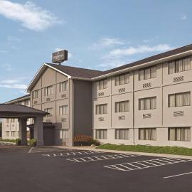 Country Inn & Suites by Radisson, Abingdon, VA、アビンドンのホテル