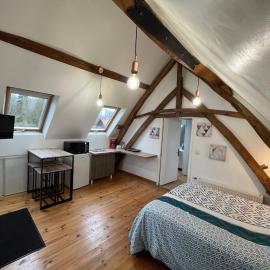 Logement entier avec accès privé, hotel a Ambrines