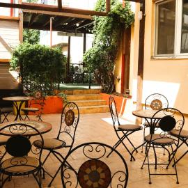 Taxi Hostel, hotel em Otopeni