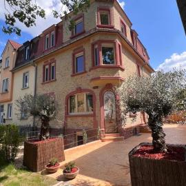 Villa Mediterrane - Apartment Rom, hotel in Frankenthal
