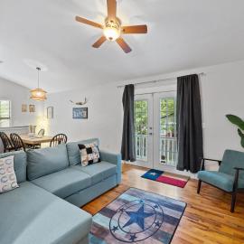 4BR house in trendy East Austin
