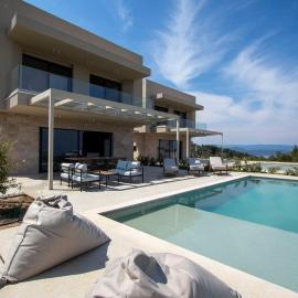 The Quiet Pearl Villa, Agios Nikolaos by Halkidiki Villas, hotel v destinácii Agios Nikolaos