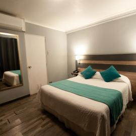 Hotel Real, hotell Linareses