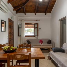 Notio Holiday Home in Laganas – hotel w mieście Mesochórion