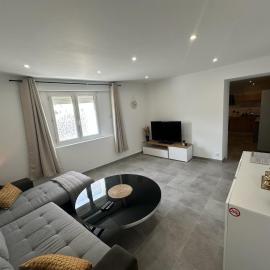 Superbe T2 moderne refait à neuf