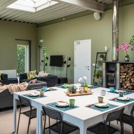 Lozer Lodge Vakantiewoning, hotel em Kruisem