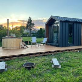 Tiny House Krkonose, Hotel in Mladé Buky