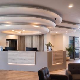 Ocean Breeze Hotel, hotel a Strand