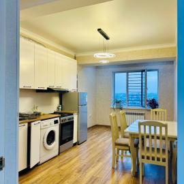 WOOD apartments, hotel in Osh