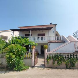 Apartmani Furjan, khách sạn ở Vrh