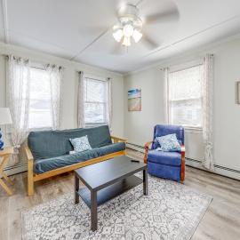 Walk to Pier & Ocean: Apt in Old Orchard Beach!