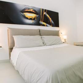 Delizioso bilocale con parcheggio a due passi dalla Reggia, hotel en Caserta