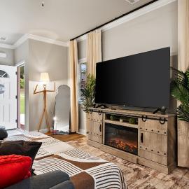 13 mins to Downtown & Stadium - Game Room - Game Day