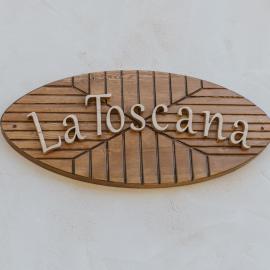 La Toscana Casa Rural piscina ,parking ,barbacoa, hotel in Jadraque