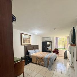 Departamento Suite familiar frente a las riberas，庫利亞坎的飯店