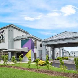 Spark by Hilton Spring Lake Fayetteville، فندق في بحيرة الربيع