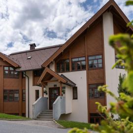 Apartment on Gerlitzen near Ski Lift, hotel a Deutschberg