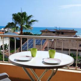Ocean front apartment Trianon: Daimuz'da bir otel