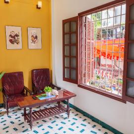 4BR Vietnamese House- Trainstreet View - Food street, hotel in Hanoi