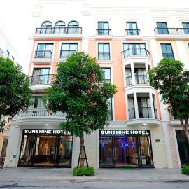 Sunshine Hotel、サムソンのホテル