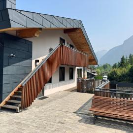 We are 4810 Chalet Le Piolet, Hotel in Courmayeur
