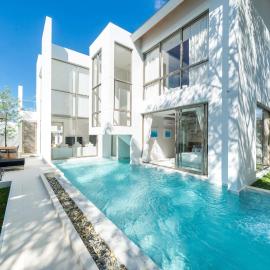 Modern 3BR Pool Villa near Laguna- Lux Pride 4 by Warm Plus, hotel in Ban Pak Lak