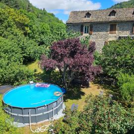 Moulin au Bord de l'Eau Calme et Nature, hotel din Saint-Léger-de-Peyre