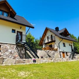 Basikowe Wzgórze, 2 domki z kominkami i jacuzzi, hotel v destinácii Korbielów