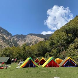 Kareri Nomads Adventure Camp, hotel din Minkiānī