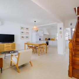 Vila Gorila - Coastal Home