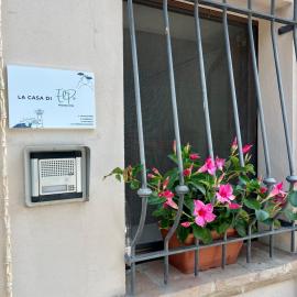 La casa di ElPsi, hotel i Pedaso