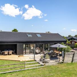 Gorgeous Home In Karrebæksminde, hotel Karrebæksminde városában